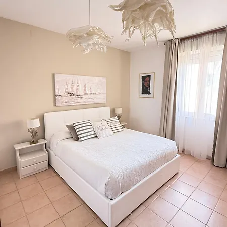 Sole 1 Apartment