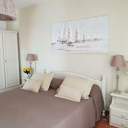 Sole 1 Apartment